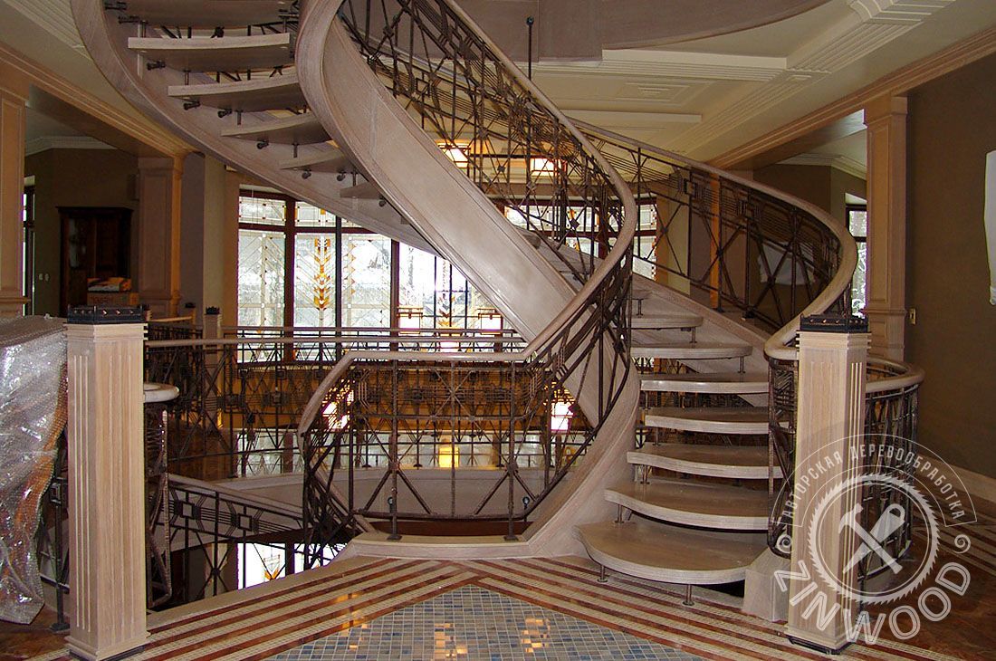 Элитные лестницы на заказ в Москве
